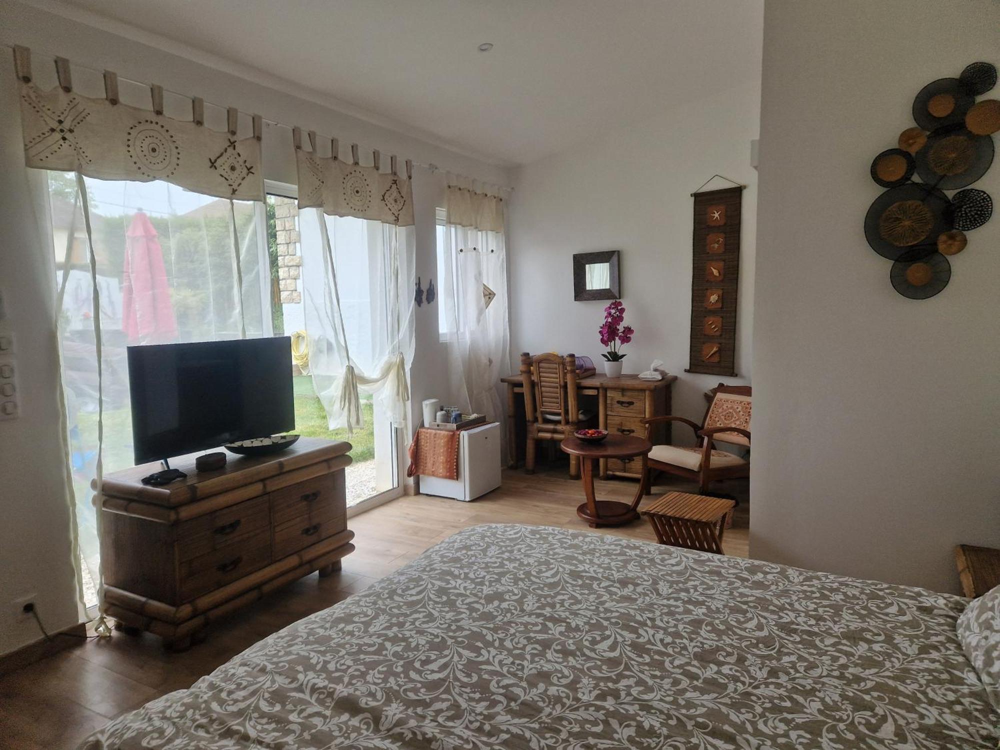 La Serenite Balinaise, Chambre Et Sdb Privee, Jardin , Piscine Et Jacuzzi En Saison, Pres De Chantilly, Parc Asterix Et Cdg Et Paris En 20' Orry-La-Ville Ngoại thất bức ảnh