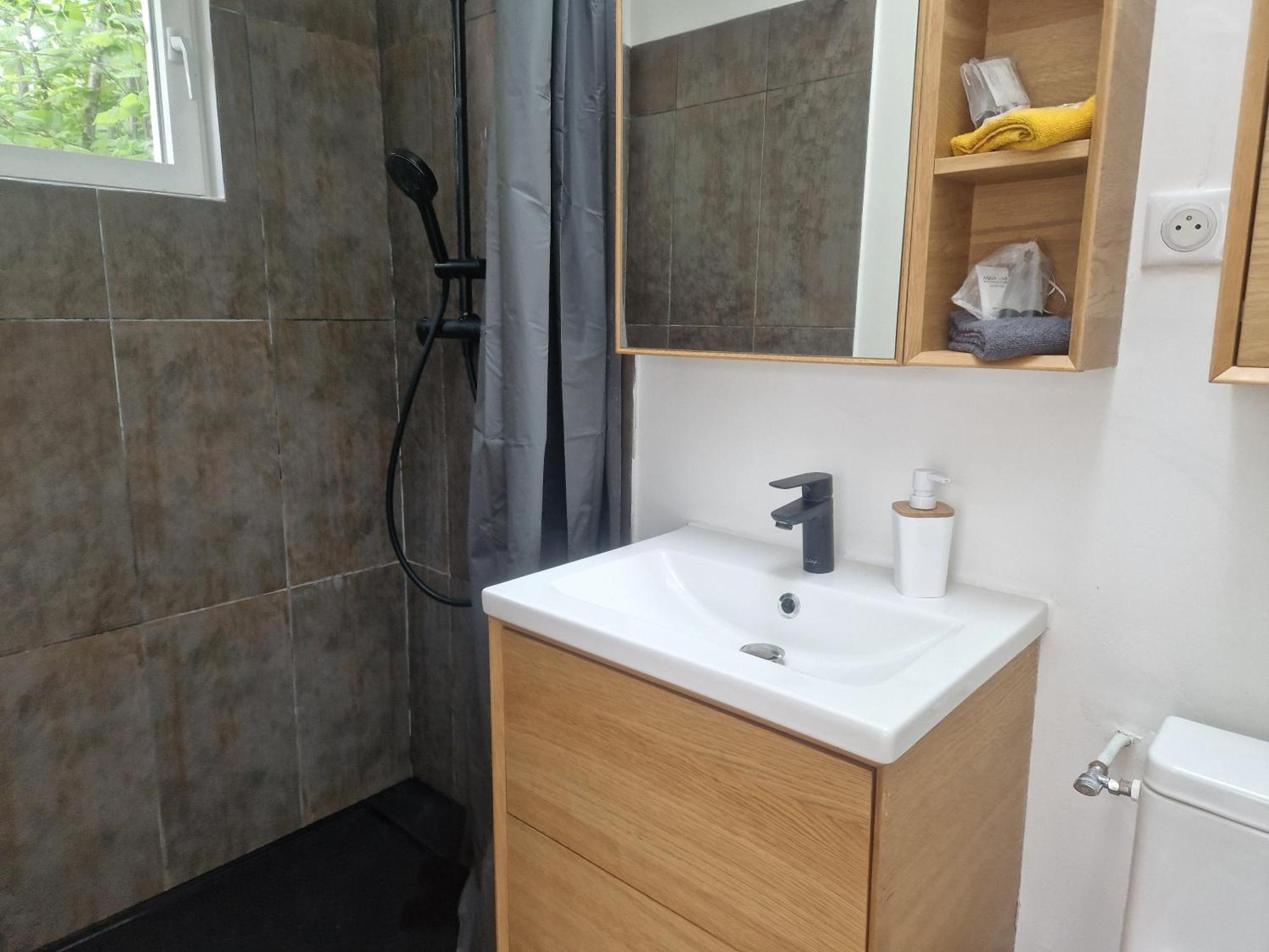 La Serenite Balinaise, Chambre Et Sdb Privee, Jardin , Piscine Et Jacuzzi En Saison, Pres De Chantilly, Parc Asterix Et Cdg Et Paris En 20' Orry-La-Ville Ngoại thất bức ảnh