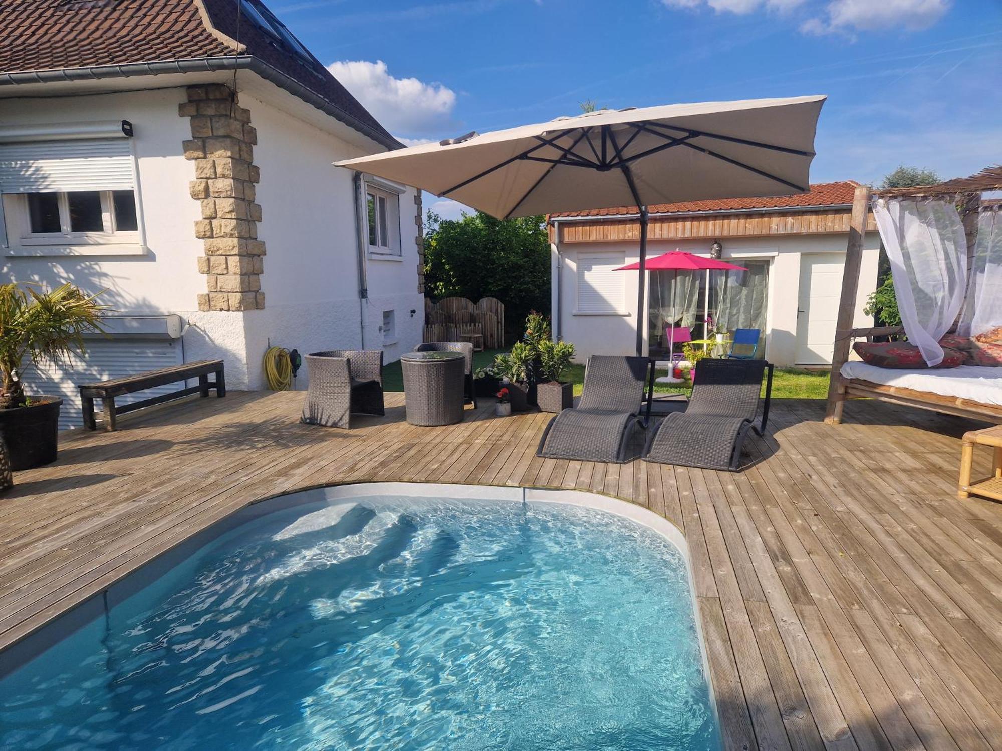 La Serenite Balinaise, Chambre Et Sdb Privee, Jardin , Piscine Et Jacuzzi En Saison, Pres De Chantilly, Parc Asterix Et Cdg Et Paris En 20' Orry-La-Ville Ngoại thất bức ảnh
