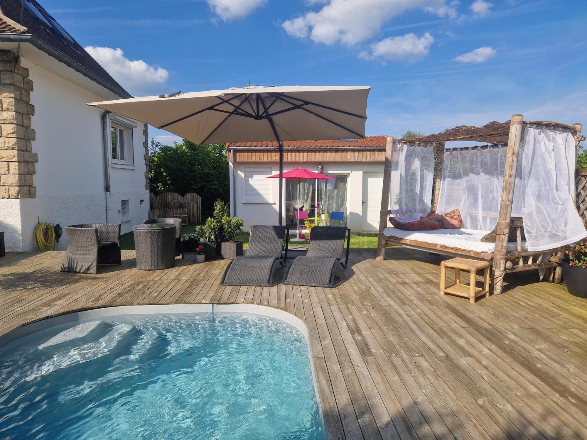 La Serenite Balinaise, Chambre Et Sdb Privee, Jardin , Piscine Et Jacuzzi En Saison, Pres De Chantilly, Parc Asterix Et Cdg Et Paris En 20' Orry-La-Ville Ngoại thất bức ảnh